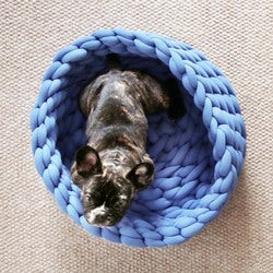 PAWS ASIA Suppliers Round Hand Woven Cotton Tube Washable Comfy Soft Foldable Dog Beds Cat